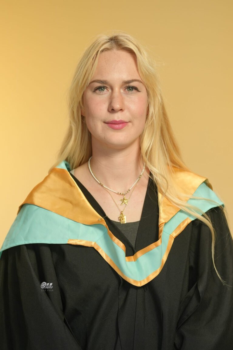 Monash University Bachelor’s Education graduation gown and hood