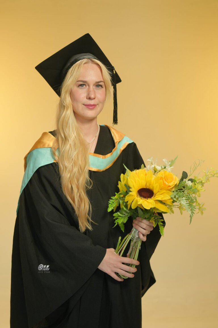 Monash University Bachelor’s Education graduation gown and hood