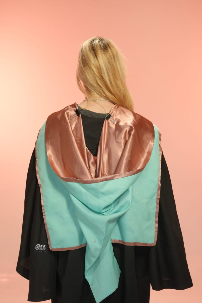 Monash University Master’s Engineering graduation gown and hood