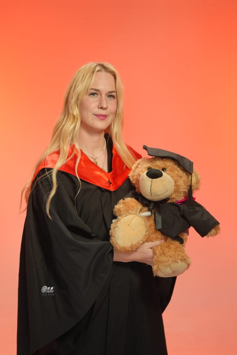 RMIT University Master’s Architecture graduation gown and hood