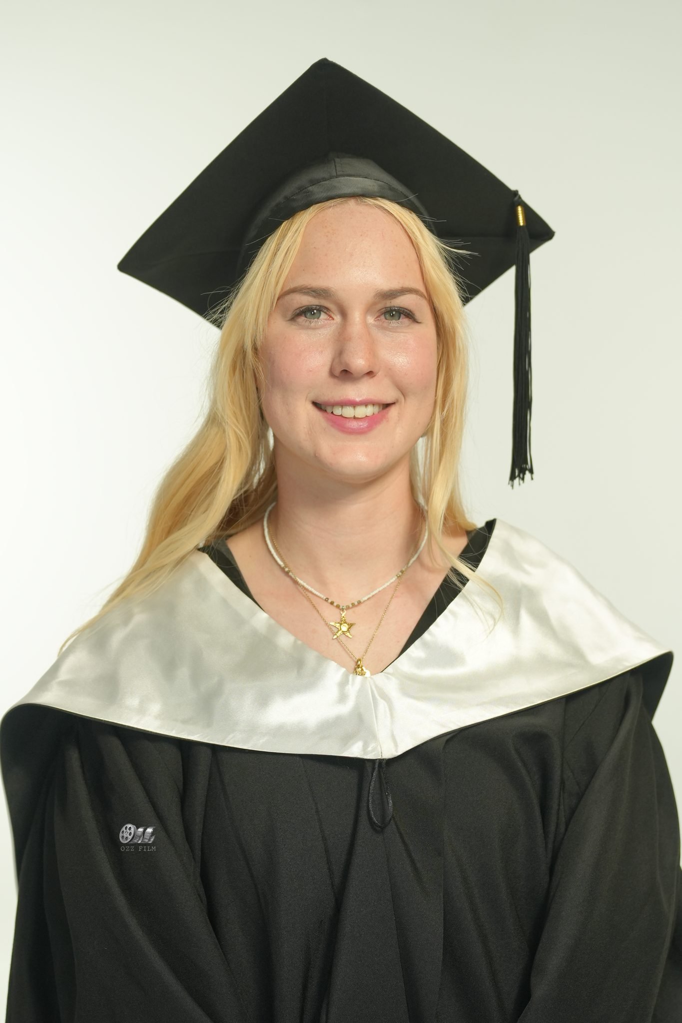 University of Melbourne Law Master Gown