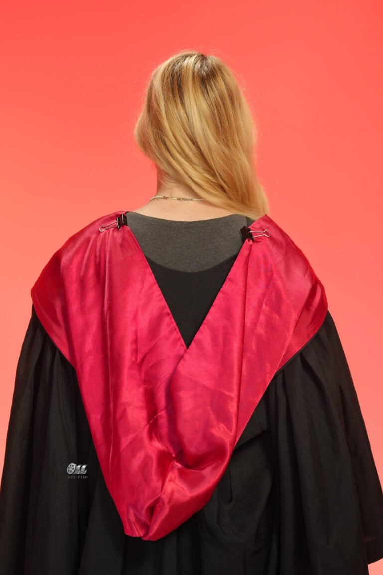 The University of Melbourne Master’s Veterinary Science graduation gown and hood