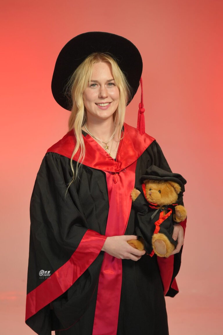 The University of Melbourne & RMIT University — PhD Doctoral PhD-All Majors graduation gown and hood