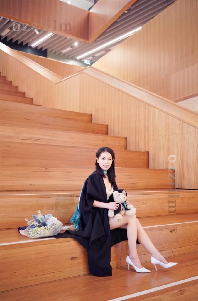 Melbourne university graduation photography portrait 91