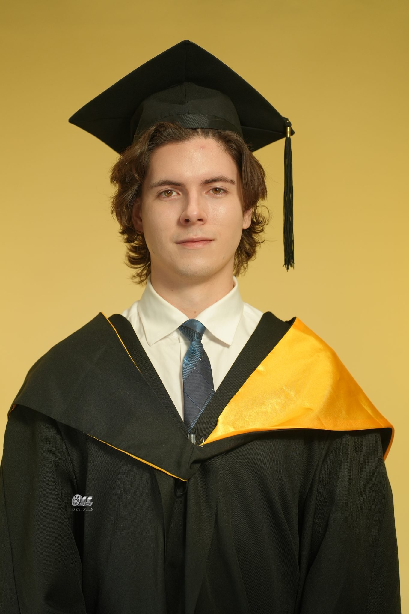 La Trobe University Gown Gallery Bachelor’s · Science & Technology