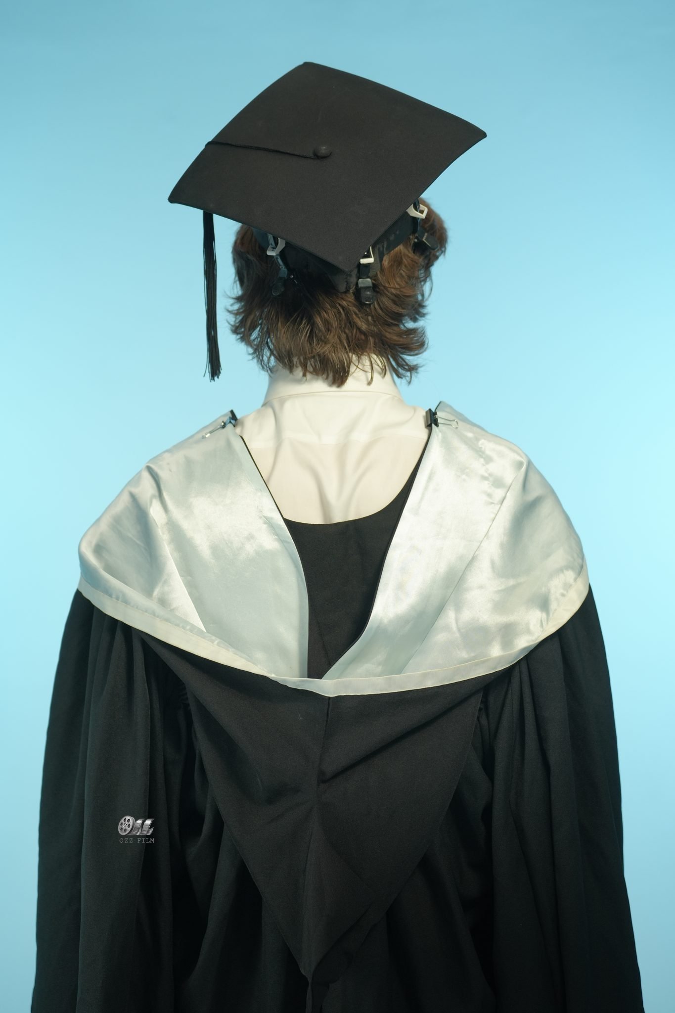 Monash University Master’s Information Technology graduation gown and hood